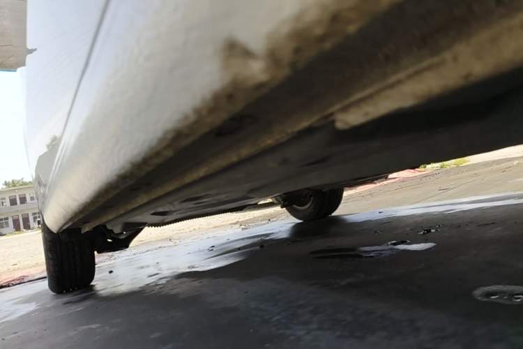 Used Jetta VA3 2019 1.5L Automatic Enjoyment Edition Right Side Sill