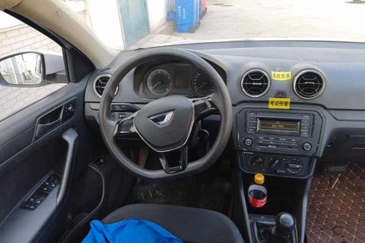 Used Jetta VA3 2019 1.5L Manual Entry-Level Version Steering Wheel