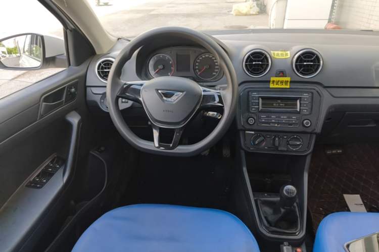 Used Jetta VA3 2019 1.5L Manual Entry-Level Version Steering Wheel