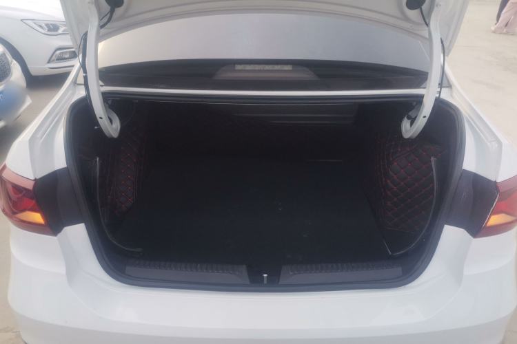 Used Jetta VA3 2019 1.5L Automatic Enjoyment Edition Trunk