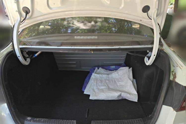 Used Jetta VA3 2019 1.5L Automatic Enjoyment Edition Trunk