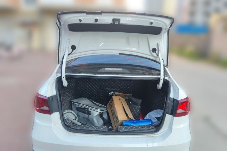 Used Jetta VA3 2019 1.5L Manual Entry-Level Version Trunk