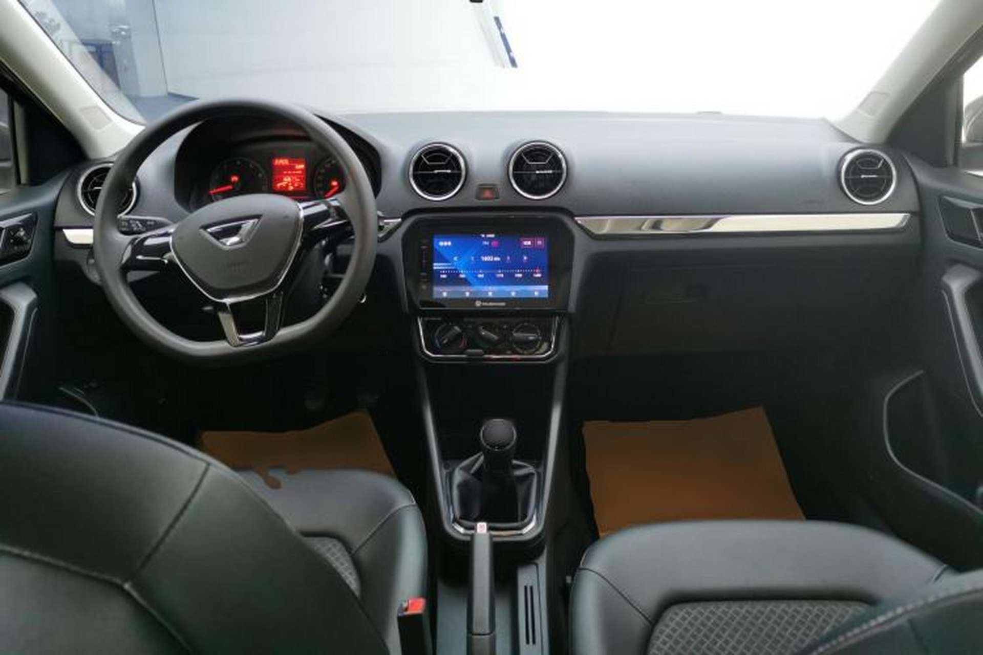 Used Jetta VA3 2019 1.5L Manual Enjoyment Edition Center Console