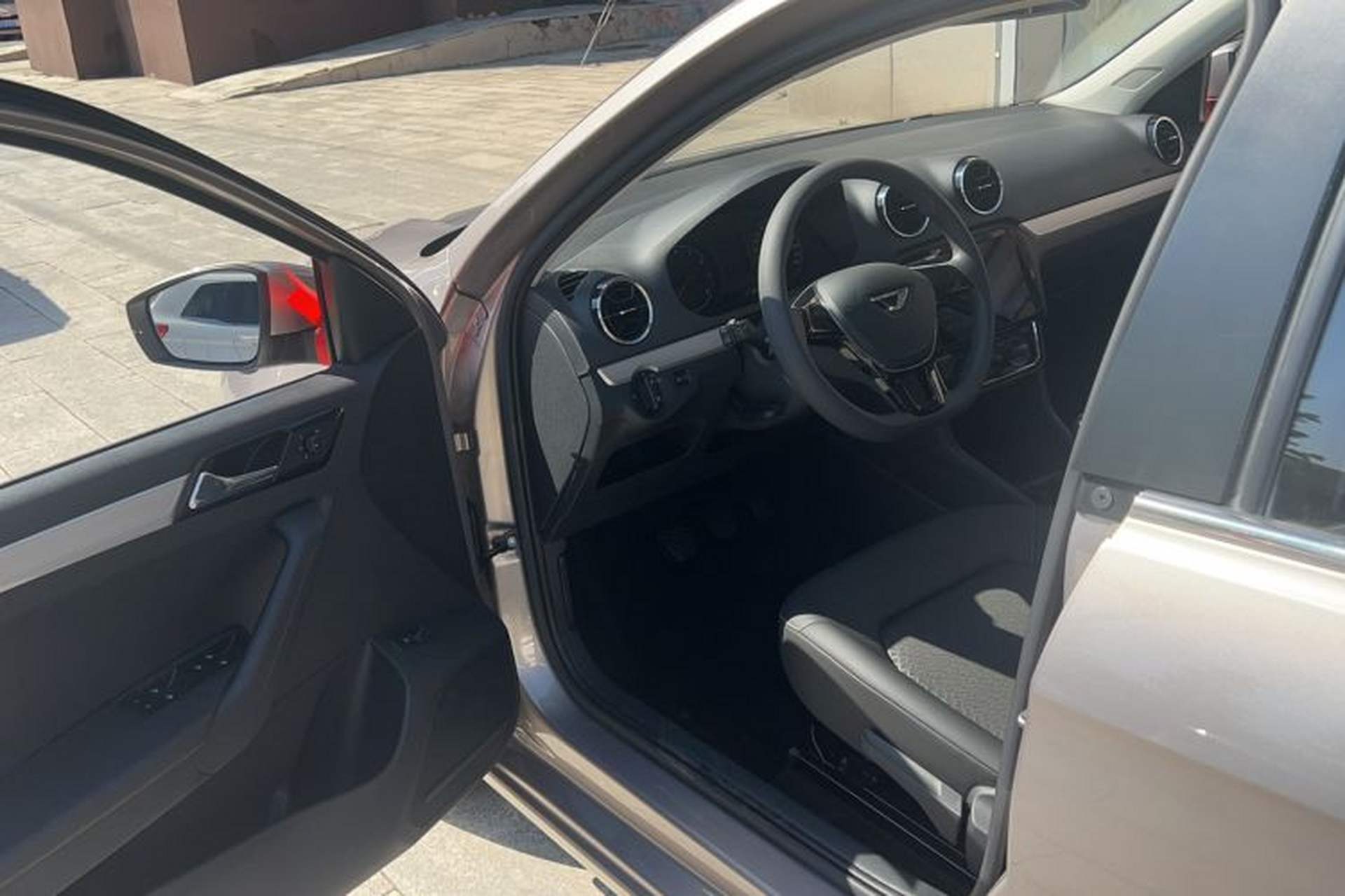 Used Jetta VA3 2019 1.5L Manual Enjoyment Edition Driver Seat