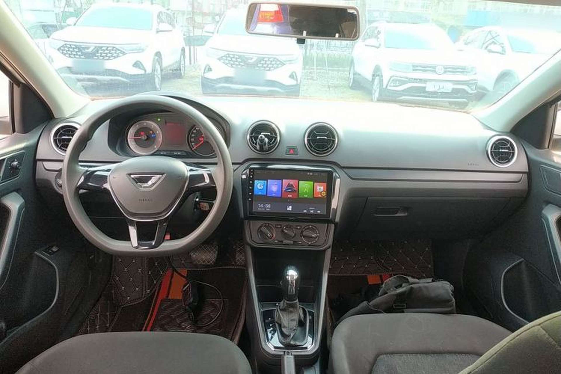 Used Jetta VA3 2020 1.5L Automatic "Upward Life" Edition Center Console