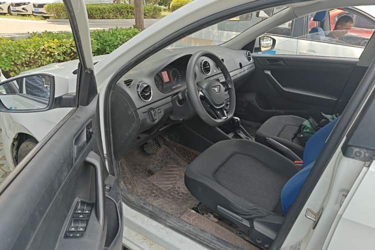 Used Jetta VA3 2020 1.5L Automatic "Upward Life" Edition Driver Seat