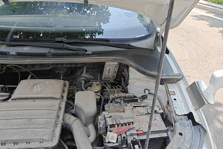 Used Jetta VA3 2020 1.5L Automatic "Upward Life" Edition Engine Bay Left