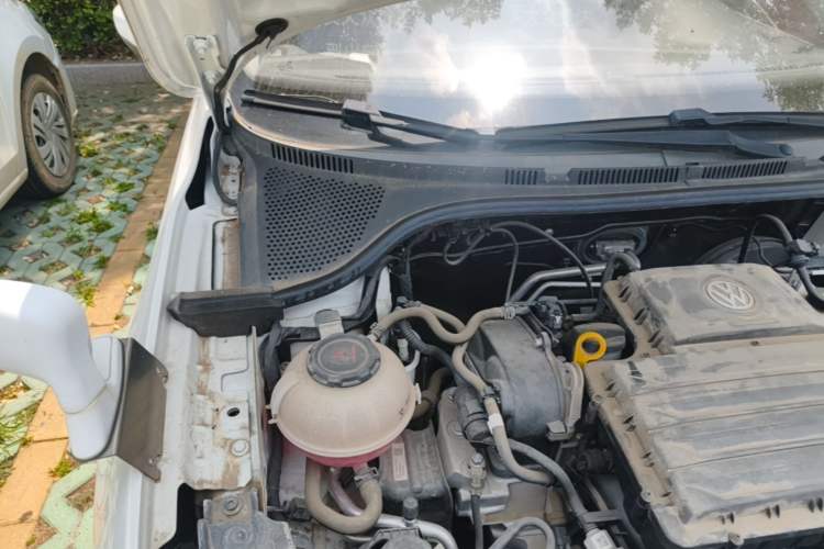 Used Jetta VA3 2020 1.5L Automatic "Upward Life" Edition Engine Bay Right