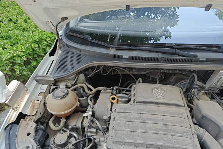 Used Jetta VA3 2020 1.5L Automatic "Upward Life" Edition Engine Bay Right
