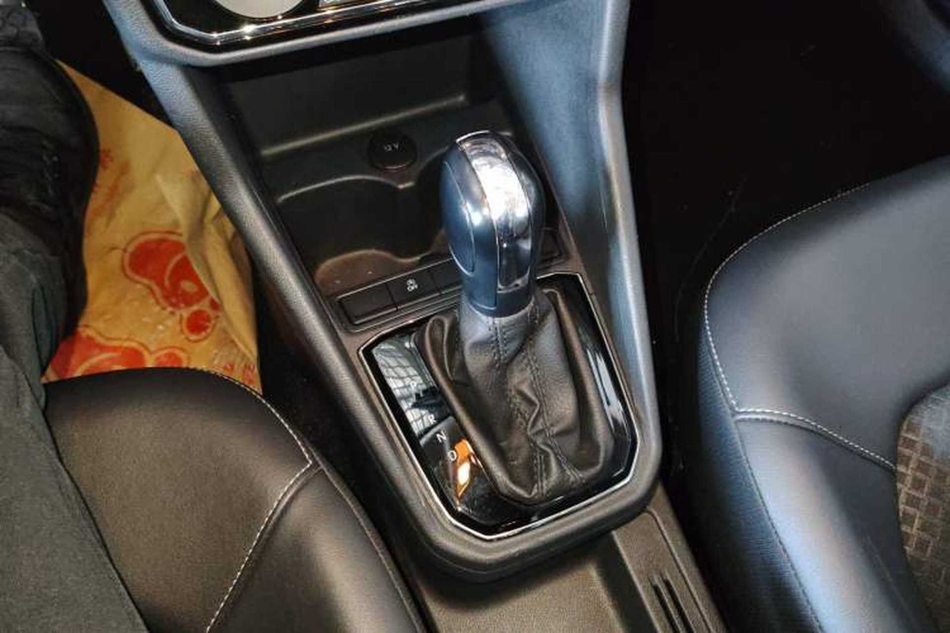 Used Jetta VA3 2020 1.5L Automatic "Upward Life" Edition Gear Lever
