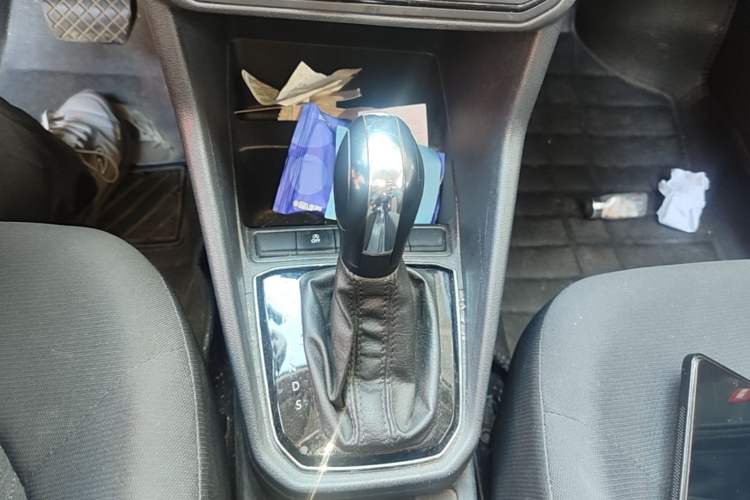 Used Jetta VA3 2020 1.5L Automatic "Upward Life" Edition Gear Lever