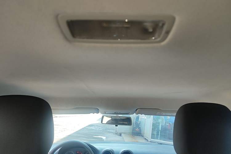 Used Jetta VA3 2020 1.5L Automatic "Upward Life" Edition Headliner