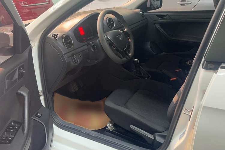 Used Jetta VA3 2020 1.5L Automatic "Upward Life" Edition Interior 2