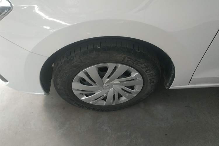 Used Jetta VA3 2020 1.5L Automatic "Upward Life" Edition Left Front Wheel Hub