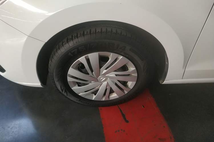 Used Jetta VA3 2020 1.5L Automatic "Upward Life" Edition Left Front Wheel Hub