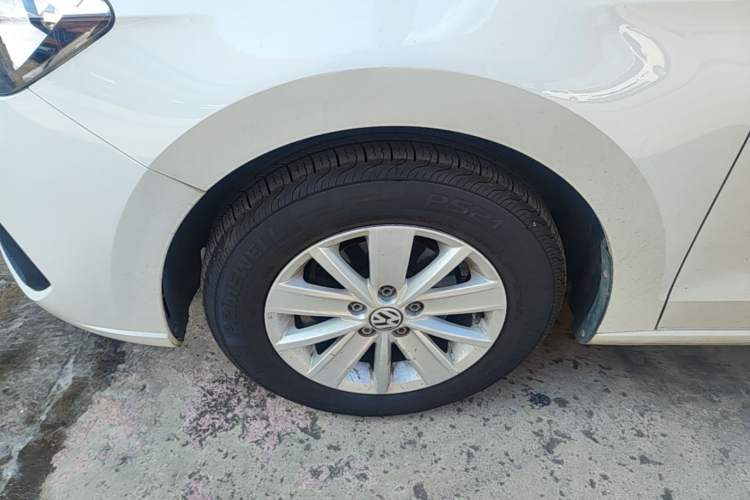 Used Jetta VA3 2020 1.5L Automatic "Upward Life" Edition Left Front Wheel Hub