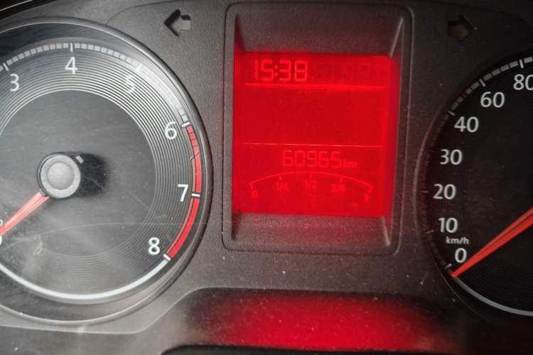 Used Jetta VA3 2020 1.5L Automatic "Upward Life" Edition Odometer Close Up
