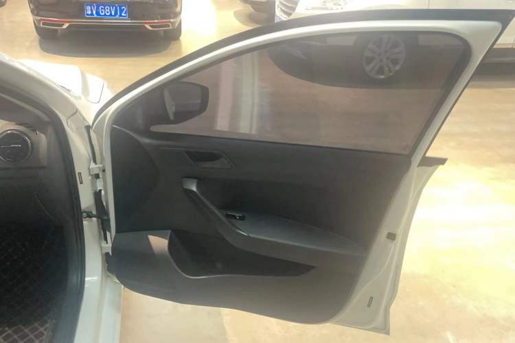 Used Jetta VA3 2020 1.5L Automatic "Upward Life" Edition Right Front Door Interior