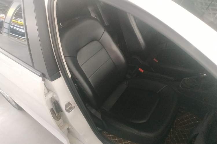 Used Jetta VA3 2020 1.5L Automatic "Upward Life" Edition Right Front Seat