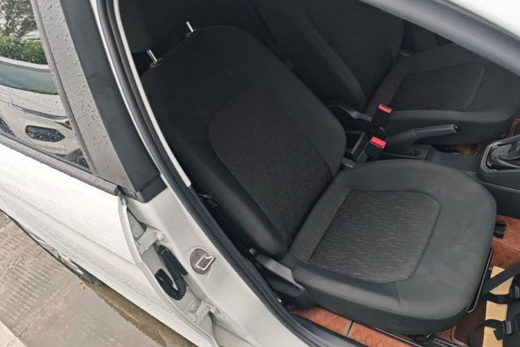 Used Jetta VA3 2020 1.5L Automatic "Upward Life" Edition Right Front Seat