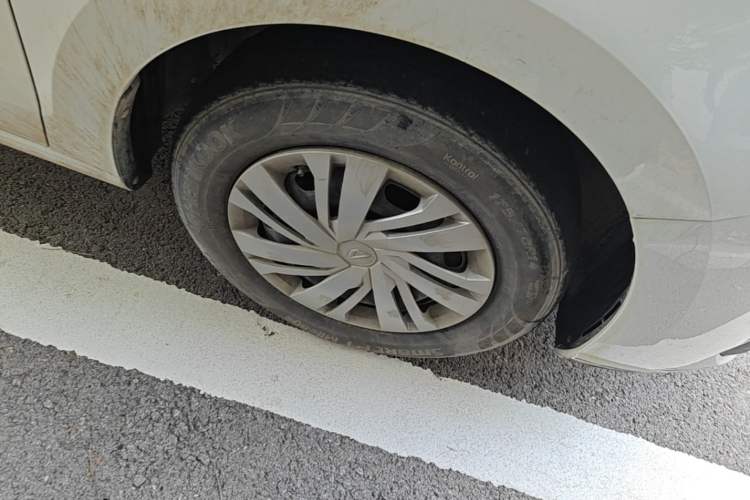 Used Jetta VA3 2020 1.5L Automatic "Upward Life" Edition Right Front Wheel Hub