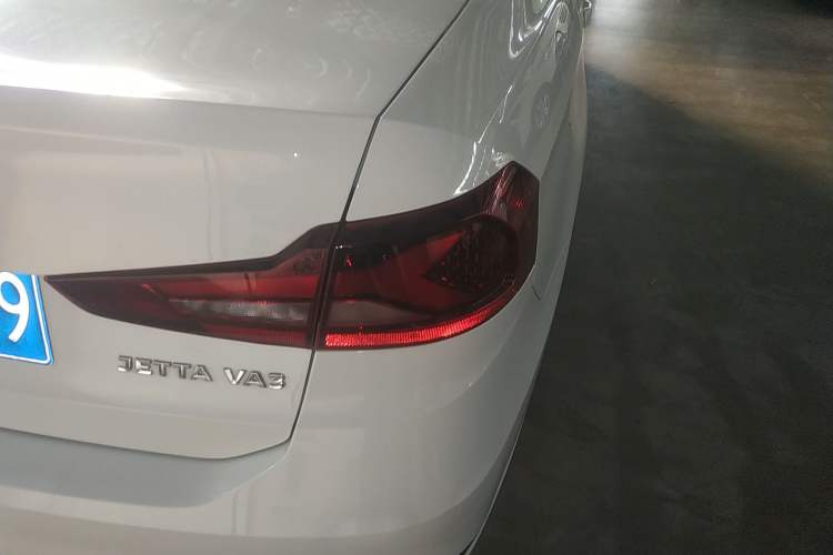 Used Jetta VA3 2020 1.5L Automatic "Upward Life" Edition Right Rear Taillight