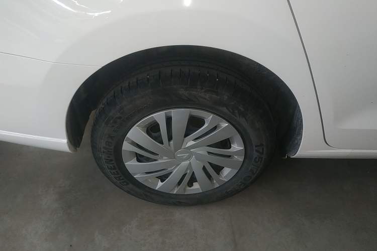 Used Jetta VA3 2020 1.5L Automatic "Upward Life" Edition Right Rear Wheel Hub
