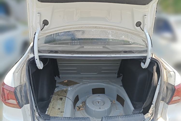 Used Jetta VA3 2020 1.5L Automatic "Upward Life" Edition Trunk