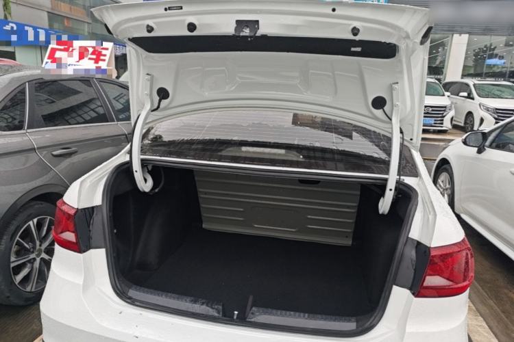 Used Jetta VA3 2020 1.5L Automatic "Upward Life" Edition Trunk