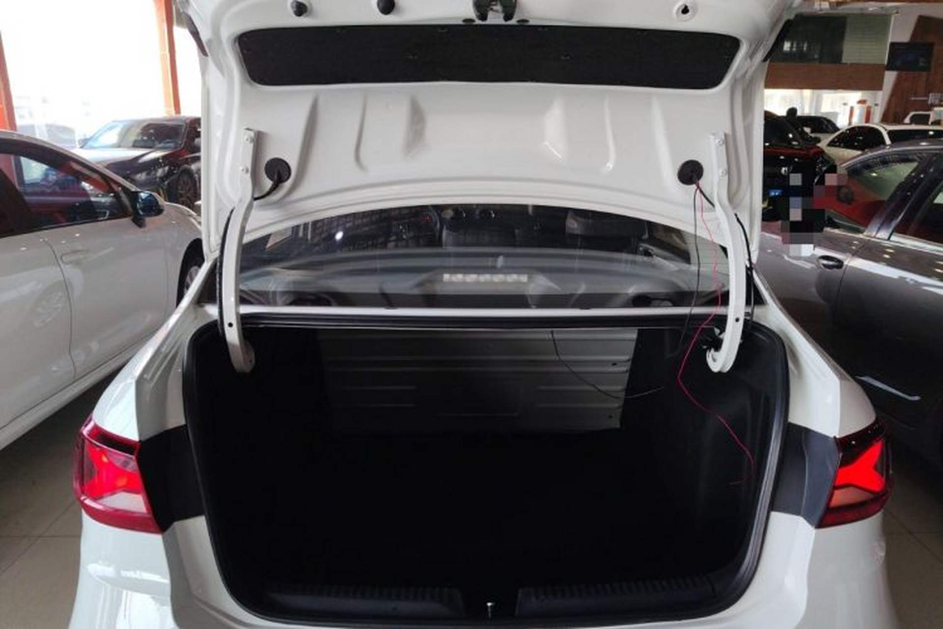 Used Jetta VA3 2020 1.5L Automatic "Upward Life" Edition Trunk