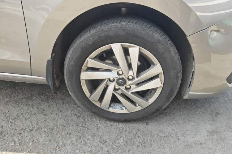 Used Jetta VA3 2021 1.5L Automatic Enjoyment Edition Right Front Wheel Hub