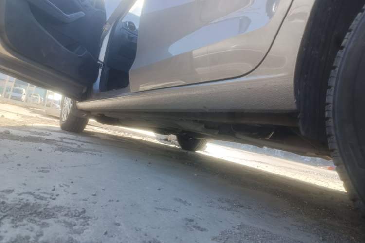Used Jetta VA3 2021 1.5L Automatic "Upward Journey" Edition Left Side Sill