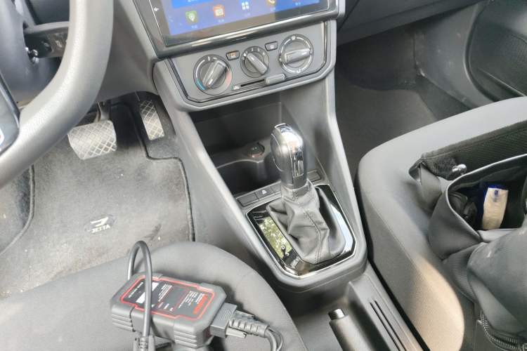 Used Jetta VA3 2021 1.5L Automatic "Upward Journey" Edition Gear Lever