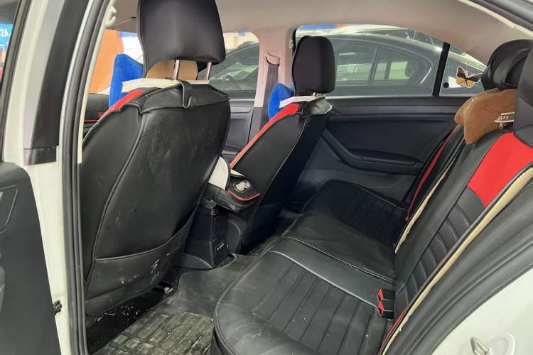 Used Jetta VA3 2021 1.5L Manual Entry-Level Version Interior 3