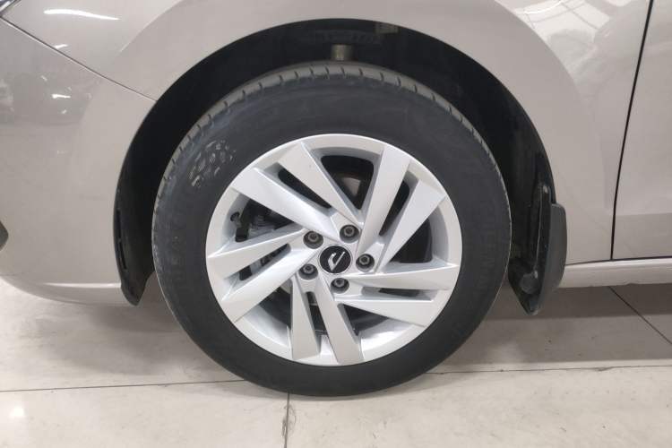 Used Jetta VA3 2021 1.5L Manual Enjoyment Edition Left Front Wheel Hub