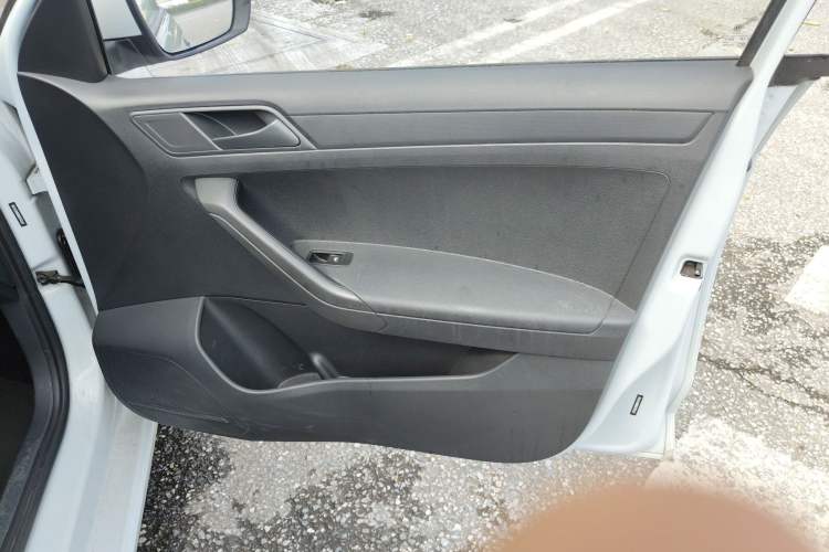 Used Jetta VA3 2021 1.5L Automatic "Upward Journey" Edition Right Front Door Interior
