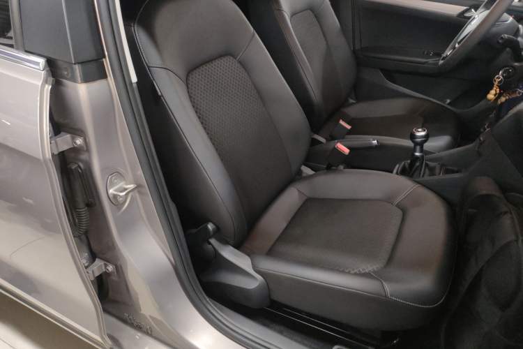 Used Jetta VA3 2021 1.5L Manual Enjoyment Edition Right Front Seat