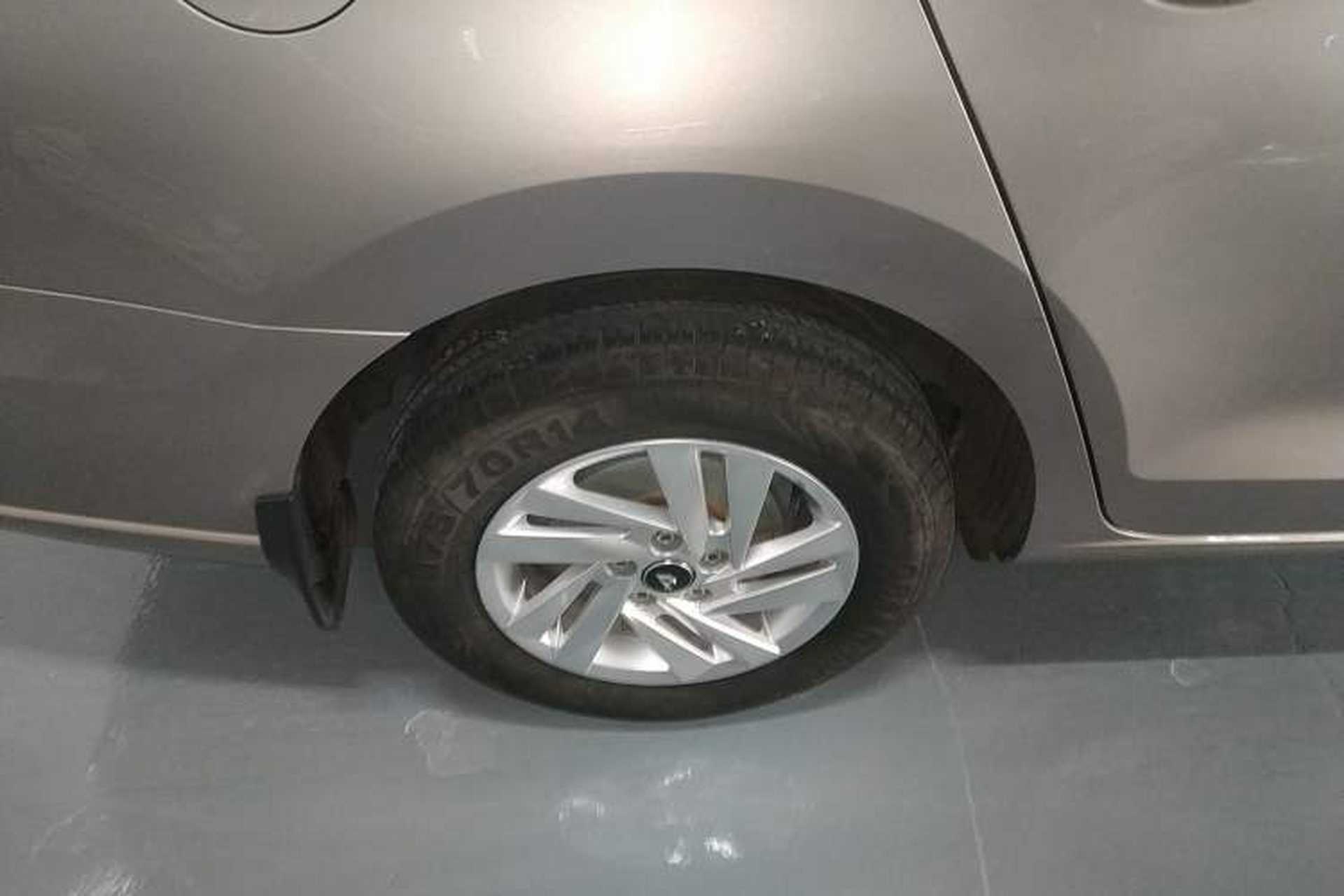 Used Jetta VA3 2021 1.5L Automatic "Upward Journey" Edition Right Rear Wheel Hub