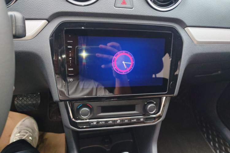 Used Jetta VA3 2021 1.5L Automatic Glory Edition Audio And AC Panel