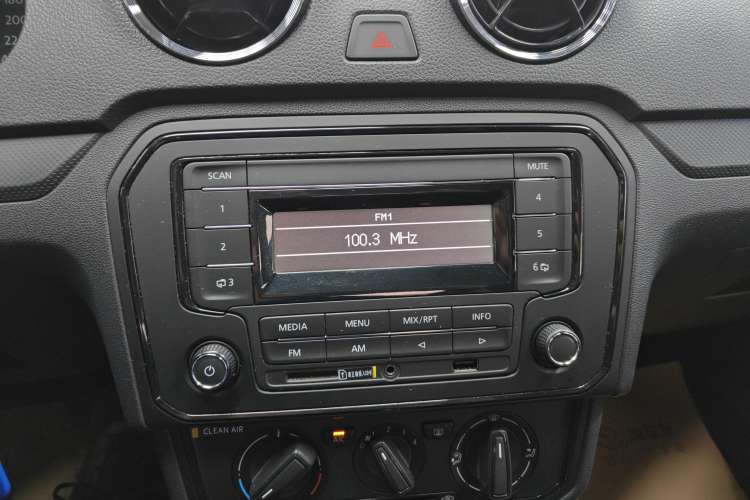 Used Jetta VA3 2021 1.5L Automatic "Upward Journey" Edition Audio And AC Panel