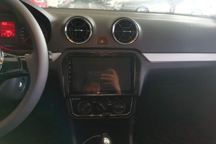 Used Jetta VA3 2021 1.5L Automatic Enjoyment Edition Audio And AC Panel