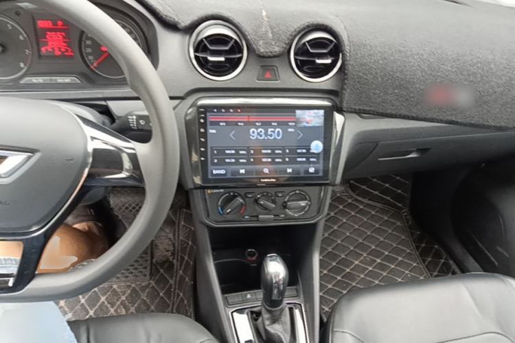 Used Jetta VA3 2021 1.5L Automatic "Upward Journey" Edition Center Console
