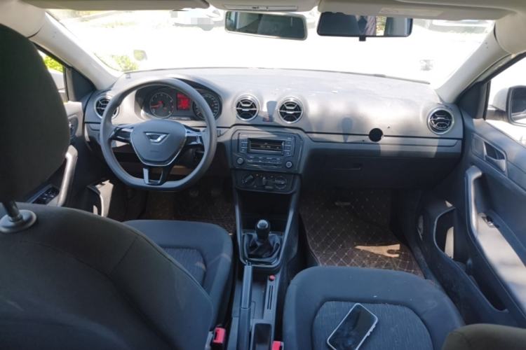 Used Jetta VA3 2021 1.5L Manual Entry-Level Version Center Console