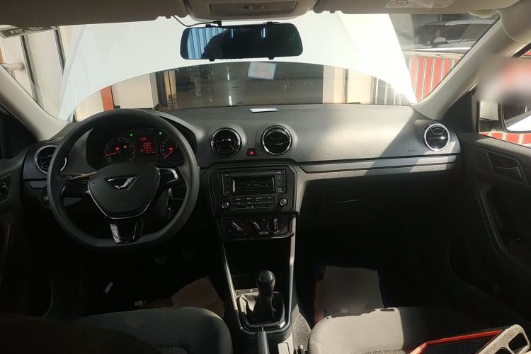 Used Jetta VA3 2021 1.5L Manual Entry-Level Version Center Console