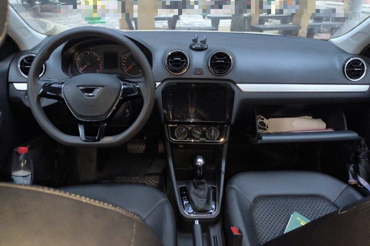 Used Jetta VA3 2021 1.5L Automatic Enjoyment Edition Center Console