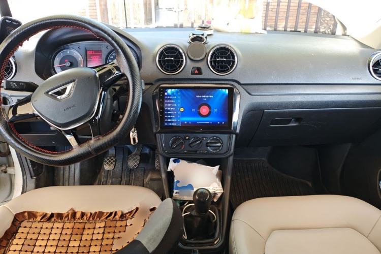 Used Jetta VA3 2021 1.5L Manual Entry-Level Version Center Console