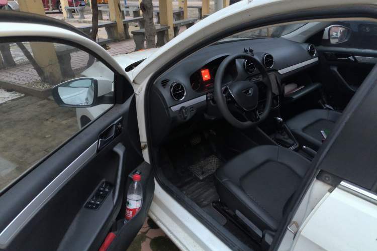Used Jetta VA3 2021 1.5L Automatic Enjoyment Edition Driver Seat
