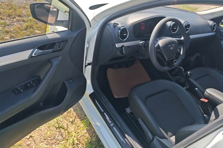 Used Jetta VA3 2021 1.5L Manual Enjoyment Edition Driver Seat