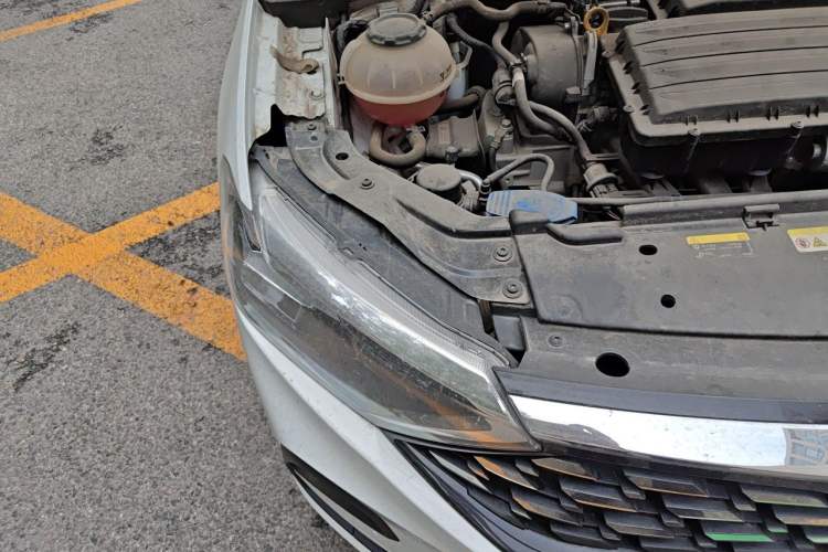 Used Jetta VA3 2021 1.5L Automatic Enjoyment Edition Engine Bay Right