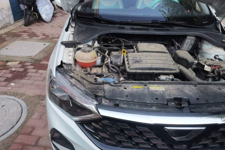 Used Jetta VA3 2021 1.5L Manual Entry-Level Version Engine Bay Right